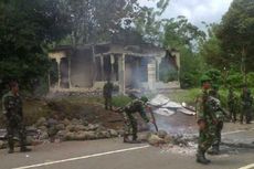 Negosiasi dengan TNI, Warga Buka Blokade