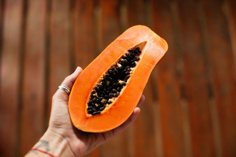 Manfaat buah pepaya untuk mencegah kanker.