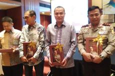 CEO Kompas Gramedia Terima Buku Karangan Mantan Kapolri  