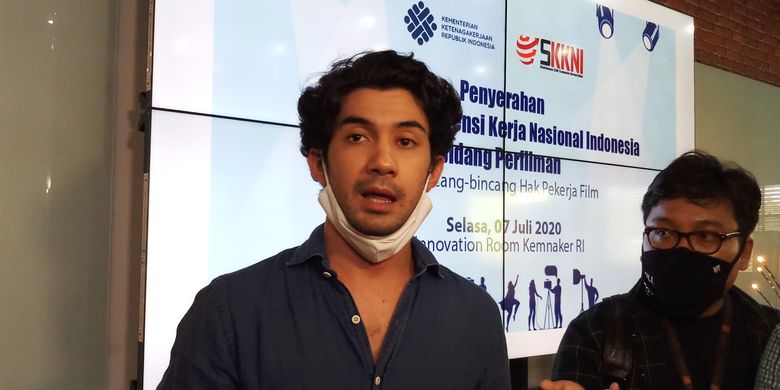 Curhat Reza Rahadian soal Hak-hak Pekerja Film yang Tak Terpenuhi Halaman all - Kompas.com