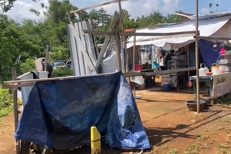6 Bulan Tinggal di Gubuk Terpal, Siti Sumanah Kini Dapat Bantuan Rumah dari Pemkab Kudus