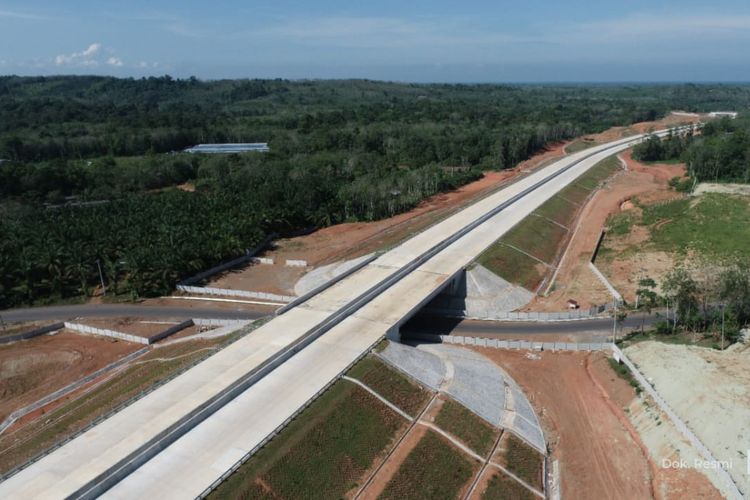 Jalan Tol Bengkulu-Taba Penanjung.