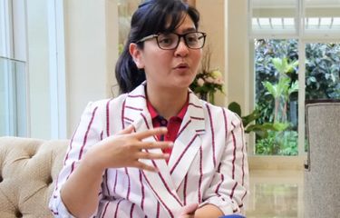 Sekjen PSSI, Ratu Tisha, menjawab sejumlah pertanyaan dalam wawancara eksklusif dengan Kompas.com, Selasa (12/2/2019). 