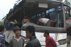 Tabrakan Bus Vs Truk di Lintas Sumatera, Tujuh Tewas