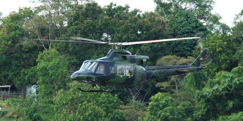 Heli Bell 412 EP registrasi penerbangan HA-5516 dalam foto tanggal 23 Agustus 2016.