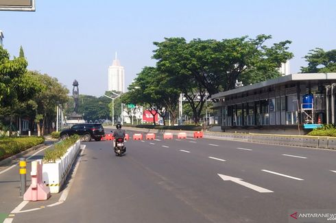 Hari Pertama PPKM Darurat, Jalan Sudirman-Thamrin Lengang dari Kendaraan