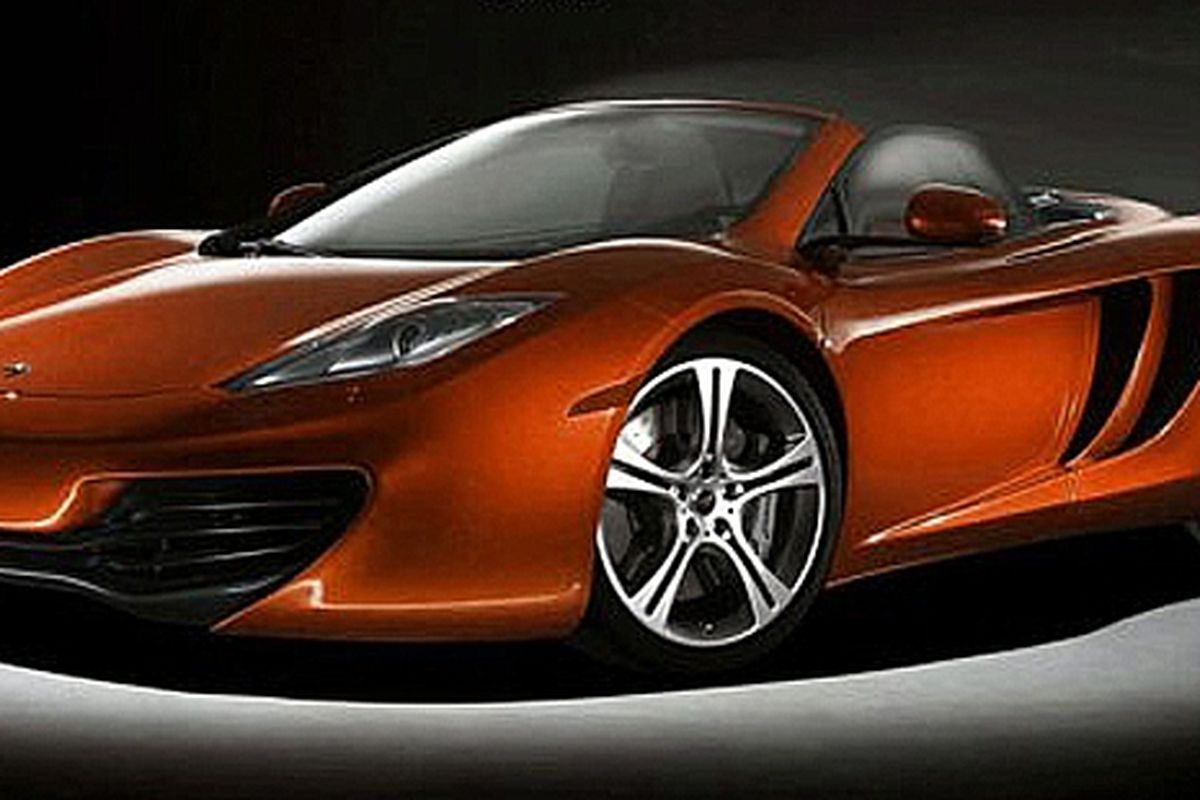 Tampilan segar McLaren MP4-12C atap langit