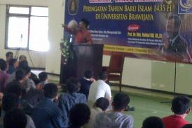 Mahfud MD saat memberikan ceramah di Universitas Brawijaya (UB) Malang, Jumat (15/11/2013).