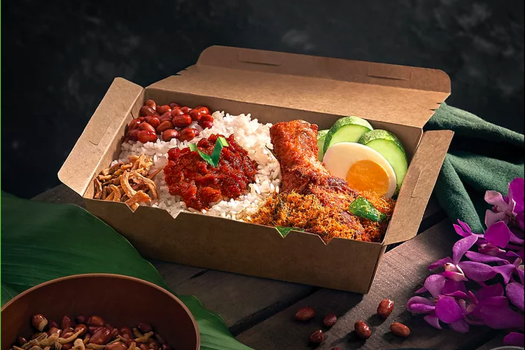 Air Asia membuka restoran cepat saji yang menyajikan menu makanan saat pernerbangan