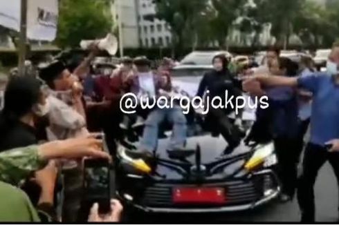 Cerita Wali Kota Cilegon Saat Mobilnya Diadang Demonstran di Jakarta