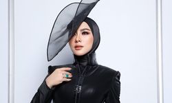 5 Gaya Syahrini Saat Comeback ke Panggung, Cincin Emerald Ditaksir Bernilai Rp116 Miliar