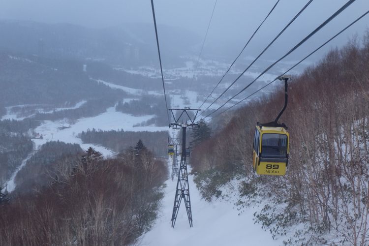 Gondola di Gunung Tomamu, Hokkaido.