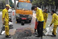 Ada Perbaikan Jalan HR Rasuna Said, Sejumlah Rute Transjakarta Dialihkan