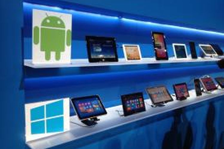 Produk tablet berbasis Android dan Windows 8 yang memakai prosesor Intel