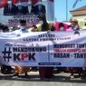 Ratusan Santri Demo Tuntut DPRD Dukung KPK Usut Kasus Suap Bupati Probolinggo