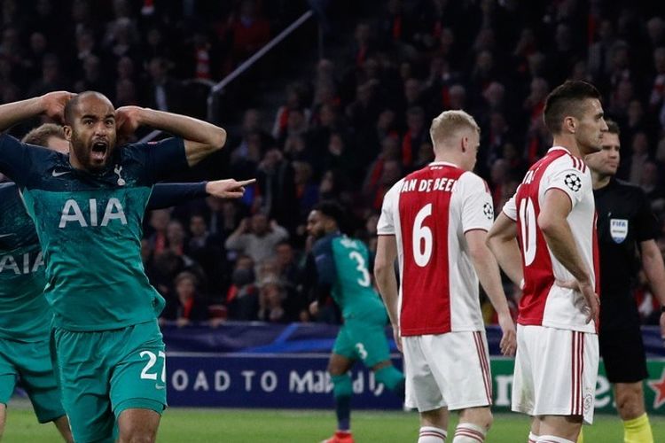 Ekspresi kontradiktif pemain tuan rumah dan tim tamu seusai Lucas Moura mencetak gol pada laga Ajax Amsterdam vs Tottenham Hotspur di Johan Cruijff Arena, 8 Mei 2019. 