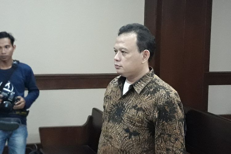 Auditor Madya pada Sub-Auditorat VII B2 Badan Pemeriksa Keuangan (BPK) Sigit Yugoharto menghadapi sidang vonis di Pengadilan Tipikor Jakarta, Kamis (7/6/2018).