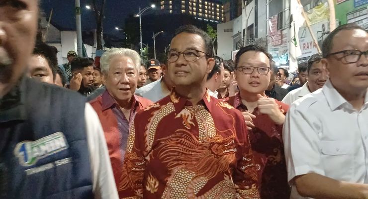Anies Blusukan di Pecinan Glodok, Disambut Teriakan, "Anies Presiden..."