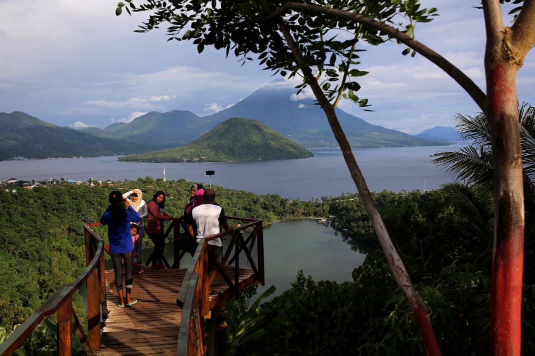 Uang seribu rupiah ternate tidore maitara