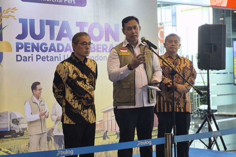 Perum Bulog Salurkan Beras SPHP ke 1.985 Kopdes Merah Putih