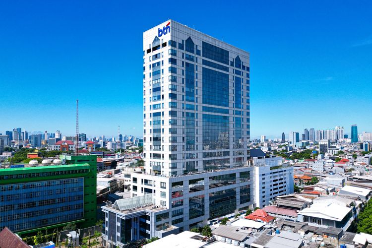 Gedung kantor pusat PT Bank Tabungan Negara (Persero) Tbk di Jakarta. 
