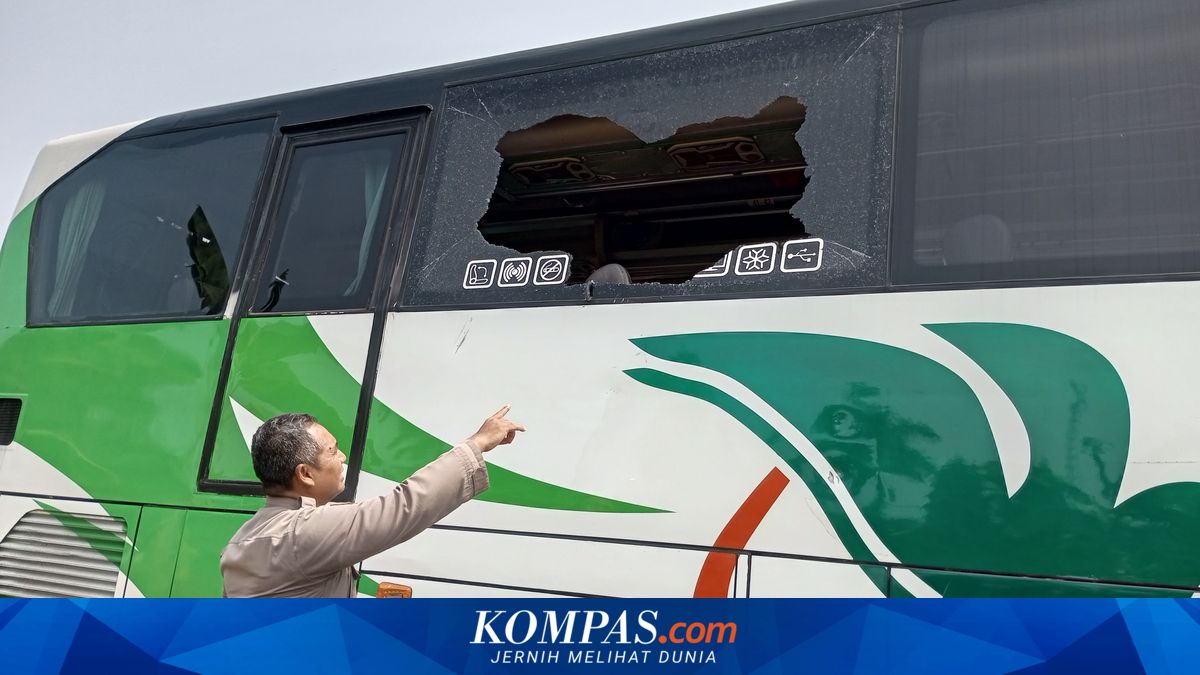 Police Arrest 3 Suspects Over Persib U-18 Bus Attack in Batang
