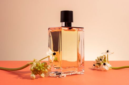 Perbedaan Parfum yang Mengandung Alkohol dan Non-alkohol