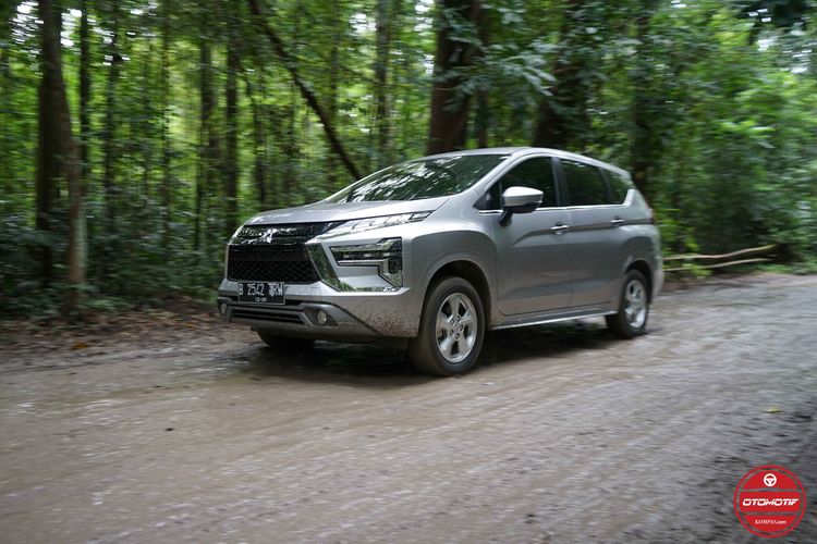 Mitsubishi New Xpander Sport CVT