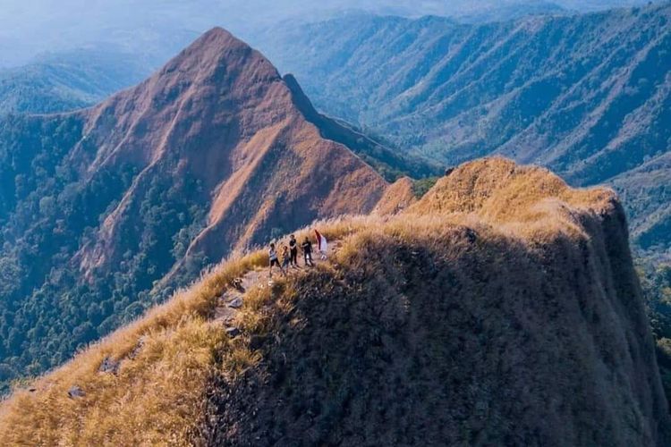 Gunung Piramid Bondowoso, tempat terjatuhnya korban yang merupakan pelajar