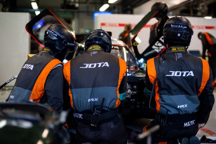 Aksi tim JOTA pada akhir pekan pertama Asian Le Mans Series (ALMS) 2021 di Dubai