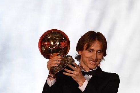 Raih Ballon d'Or 2018, Luka Modric Merasa Terhormat dan Bangga