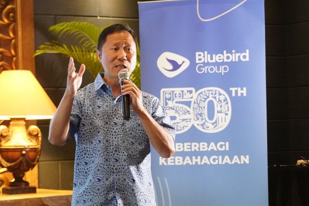 Direktur Utama PT Blue Bird Tbk, Sigit Djokosoetono.