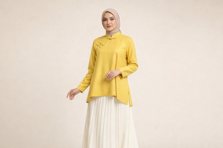 Set Modern: Atasan Cheongsam dan Rok Plisket