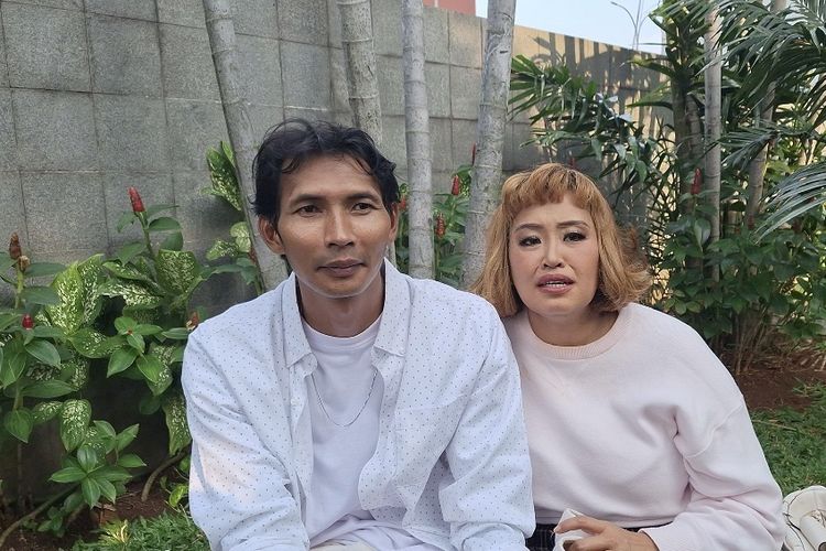 Perjalanan Rumah Tangga Pinkan Mambo dan Arya Khan: Mahar Rp 100.000, Cerai hingga Rujuk Lagi