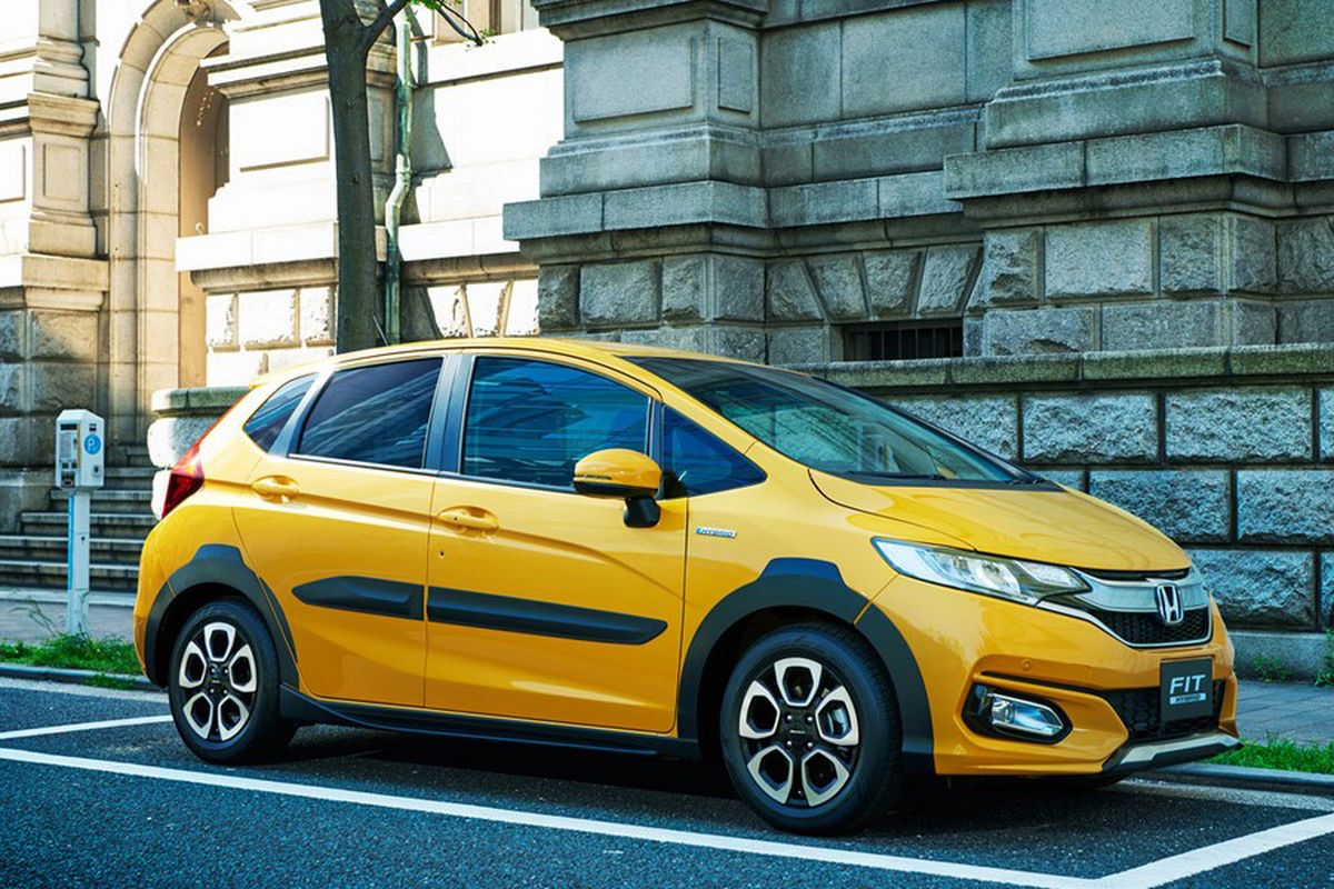 Honda Fit Cross Style meluncur di Jepang.