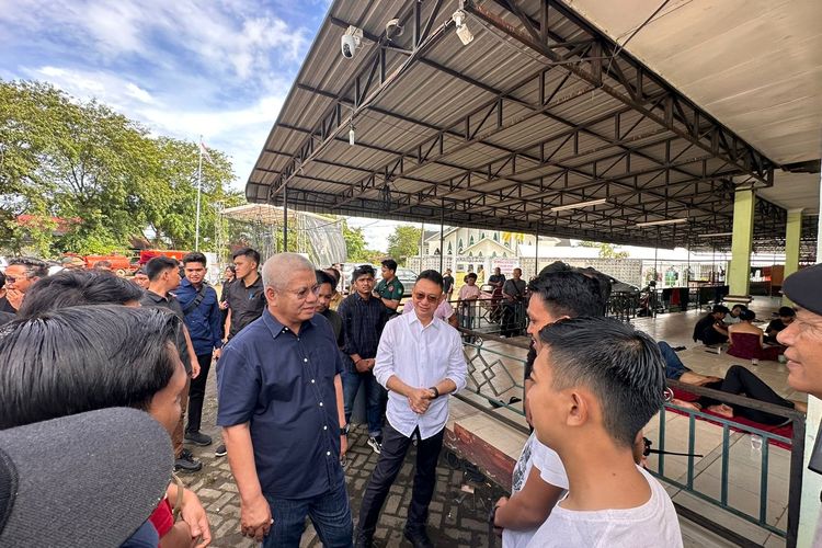 Penjabat Gubernur Kalimantan Barat (Kalbar) Harisson memastikan situasi dan kondisi simpatisan Kongres Himpunan Mahasiswa Islam (HMI) di Asrama Haji Pontianak telatif tenang pascaricuh kemarin. 