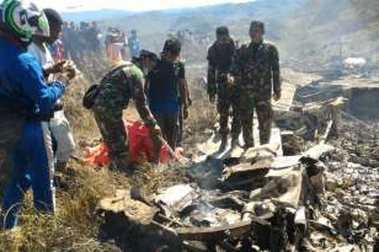 Pesawat Hercules TNI AU Jatuh di Wamena, Minggu (18/12/2016)