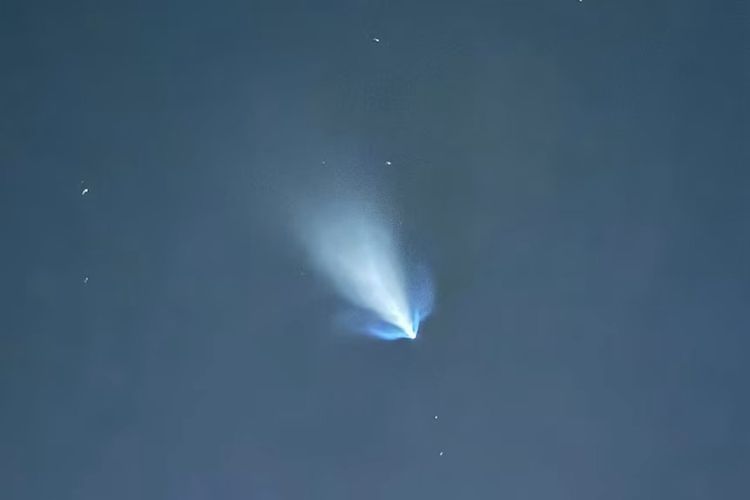 Bola Cahaya Misterius Hebohkan Langit Australia, Ternyata Roket China