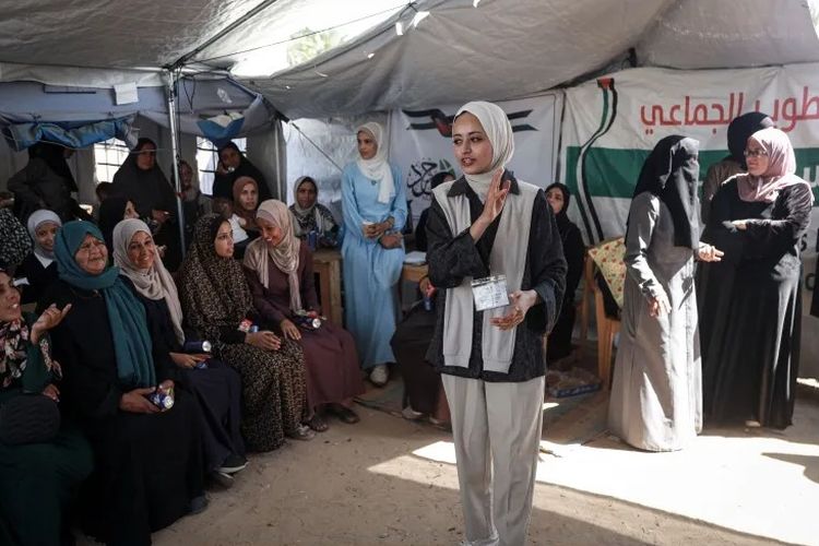 Ruang Aman Perempuan Gaza, Tempat Berbagi Luka dan Harapan di Tengah Perang