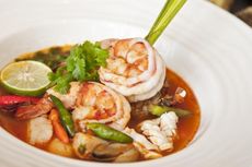 Cara Bikin Kaldu Kuah Tom Yum dari Kulit Udang Sisa