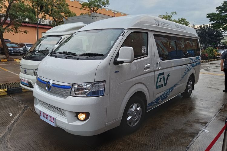 Impresi Singkat Foton eView, Minibus Listrik Penantang Toyota HiAce