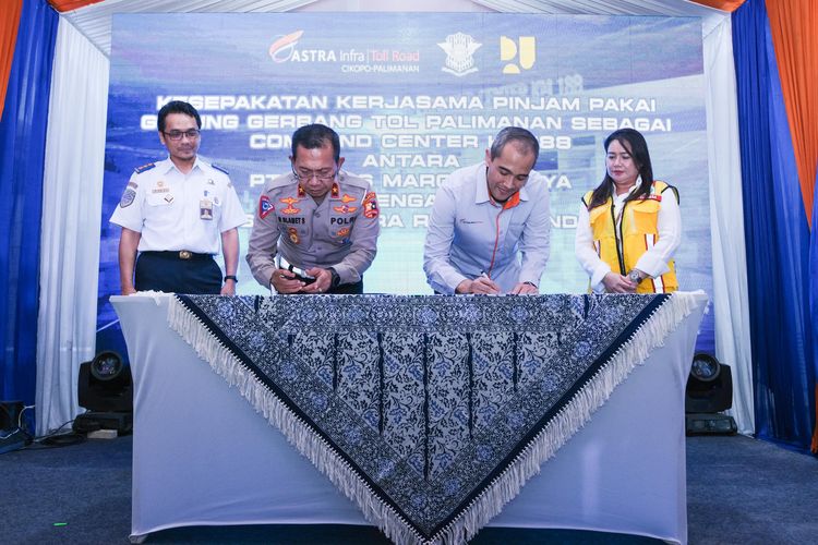 Peresmian Command Center KM 188 di bekas Kantor Gerbang Palimanan pada Senin (1/4/2024). 
