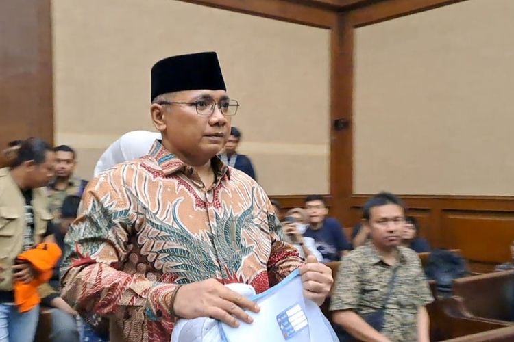Yaqut Cecar Saksi soal Kuota Haji: Tak Pernah Perintah Backdating hingga Tarik Fee