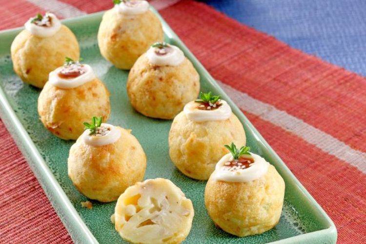 Ilustrasi takoyaki makaroni.