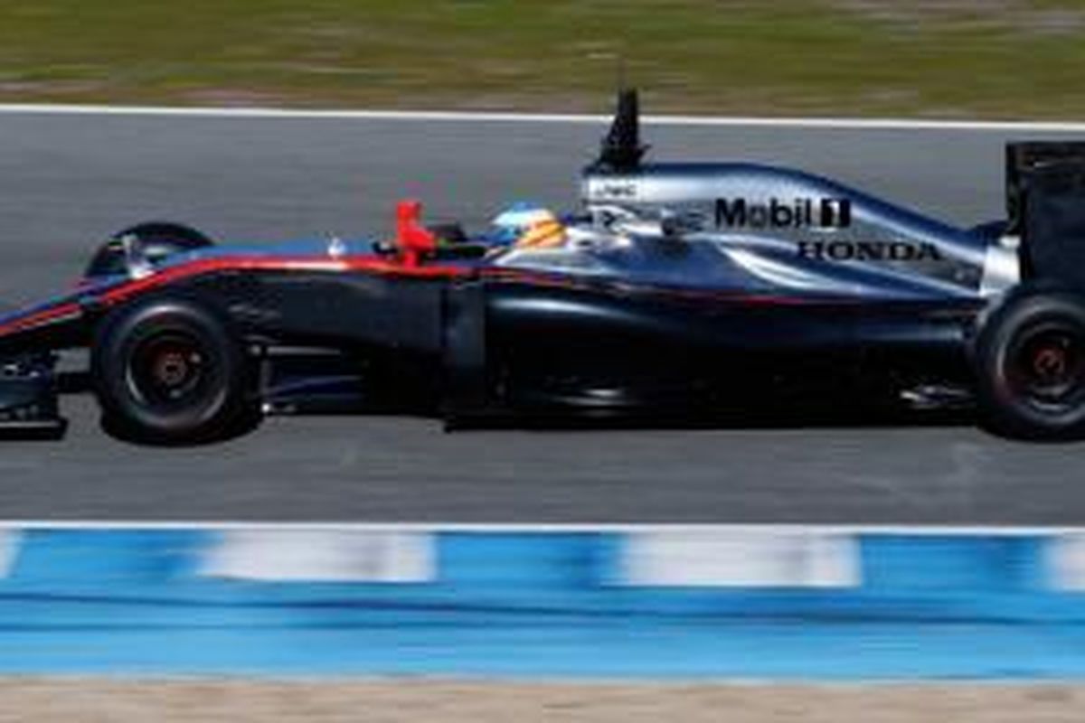 Tim McLaren-Honda di Sirkuit Jerez