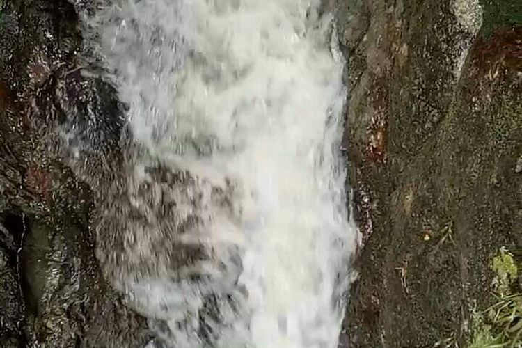 Air terjun Cunca Galang, Desa Golo Meleng, Kec. Ranamese, Kab. Manggarai Timur, NTT, Sslasa, (26/4/2022). (KOMPAS.com/DOK YOHANES BAMBANG-WARGA DESA GOLO MELENG)