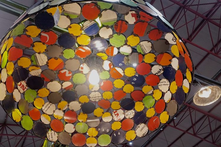 Lampu Hias Olahan Limbah Metal (T Vintage & Recycled)