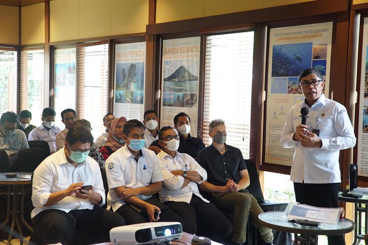 Badan Riset dan Sumber Daya Manusia Kelautan dan Perikanan (BRSDM) dan USAID Indonesia menggelar Workshop Fisheries Management Training Activity 1 ?Effective Quota-Setting With Adaptive Implementable Management (AIM)?.
