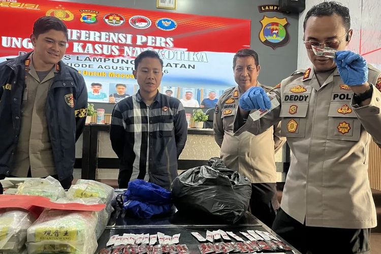 Gagalkan Peredaran Narkotika Sintetis, Polres Lamsel Sita Barang Bukti Rp 2,3 Miliar di Pelabuhan Bakauheni