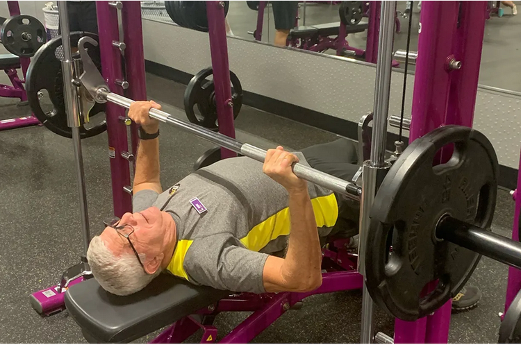 Harry King, pelatih kebugaran berusia 81 tahun